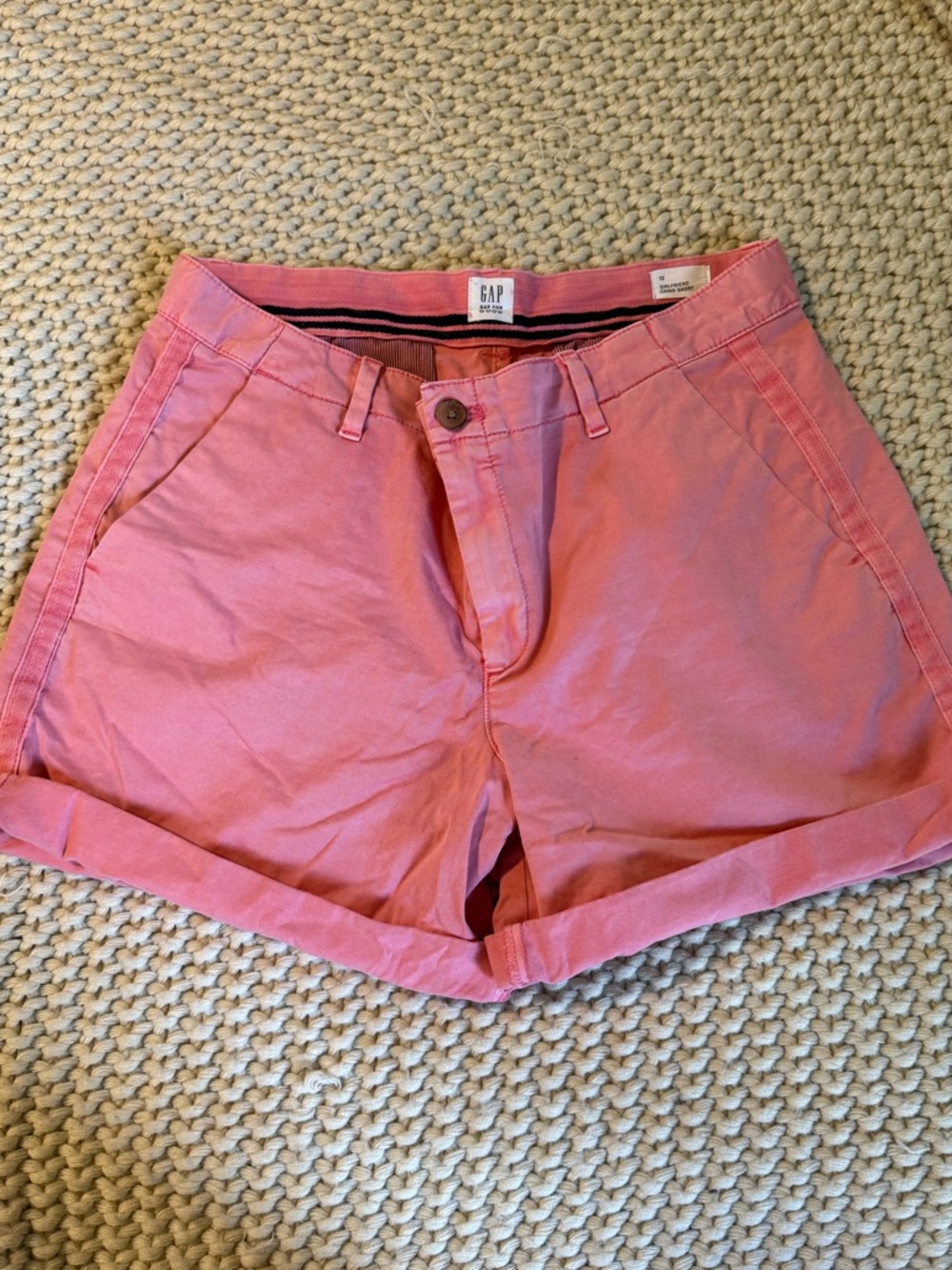 GAP Pink Chino Roll-Up Women’s Shorts